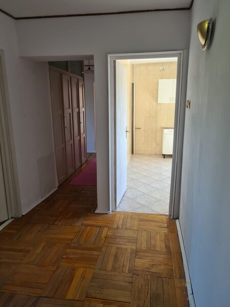 Piata Alba Iulia,